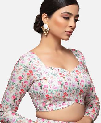 White cotton deep neck full sleeves readymade blouse 4