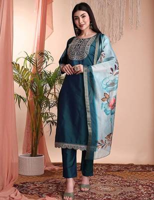 Green color art silk embroidered yoke design kurti pant dupatta set. 4
