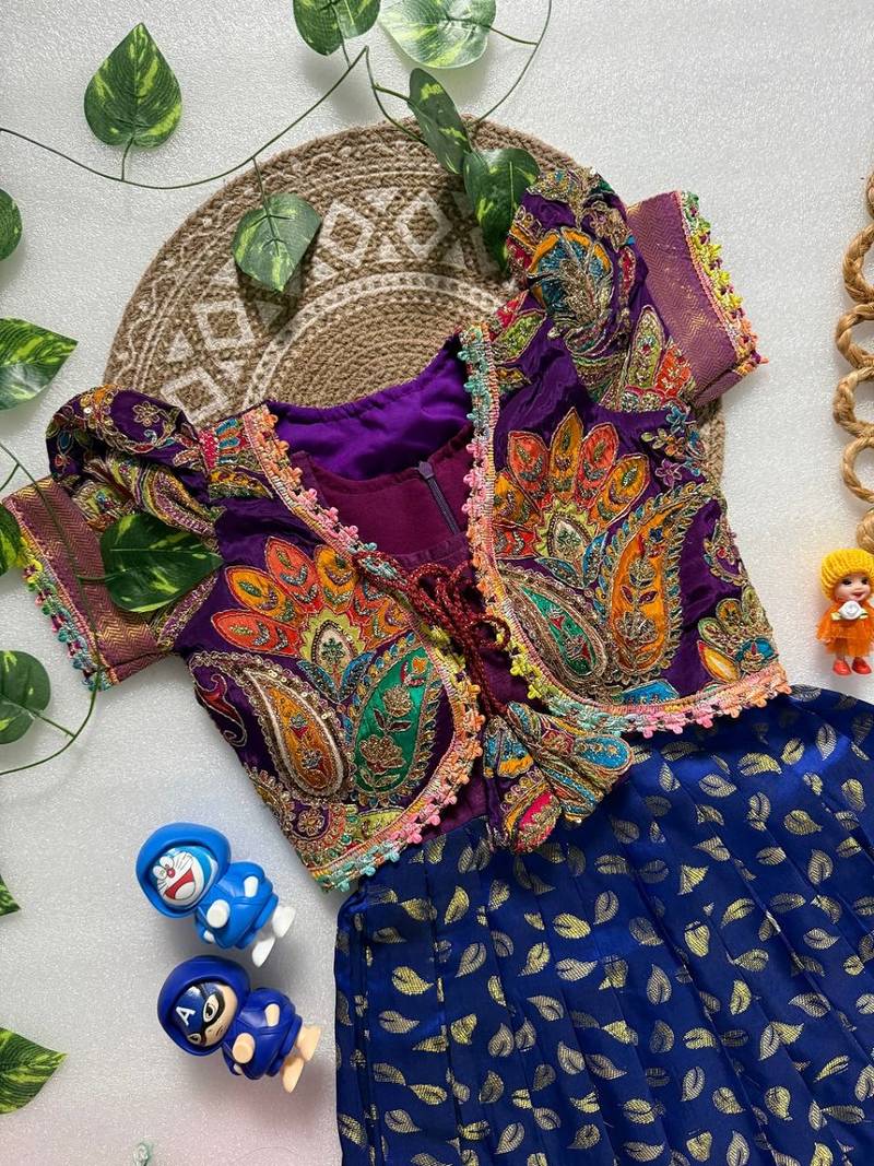 Jacquard fabric with weaving zari border kids gown with koti
