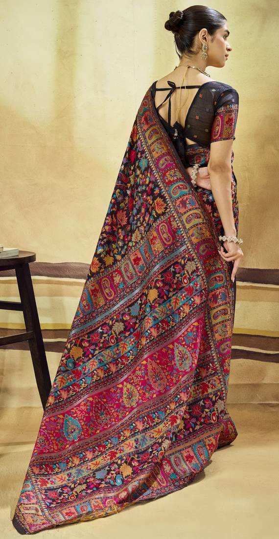 Black hand woven  munga cotton blend saree with blouse