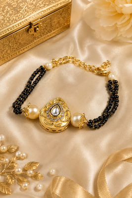 Classic kundan teardrop mangalsutra bracelet 1