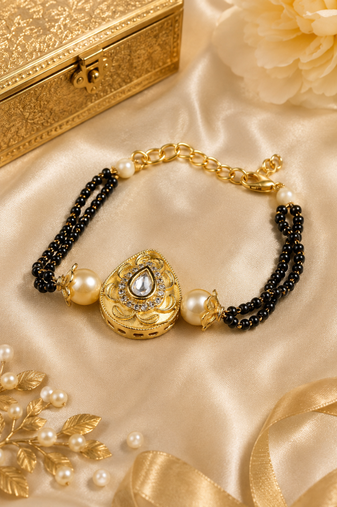 Classic kundan teardrop mangalsutra bracelet