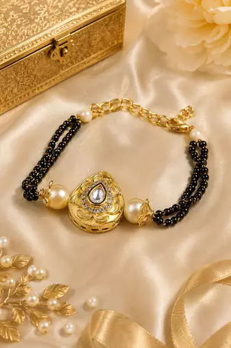 Classic kundan teardrop mangalsutra bracelet