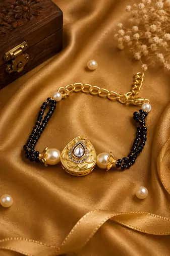 Classic kundan teardrop mangalsutra bracelet