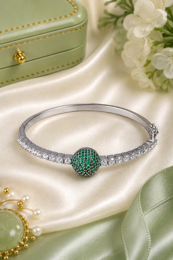 Rhodium finish emerald american diamond bracelet