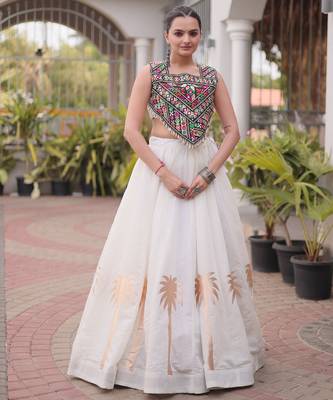 White Roman Fabric Kutchi Gamthi Embroidered Chaniya choli for navratri 1