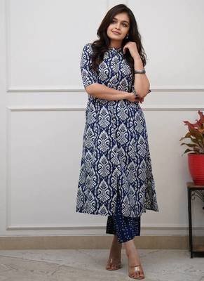 Women's blue digital print cotton kurta set 1