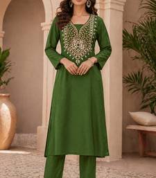 Women's green embroidered roman silk kurta set