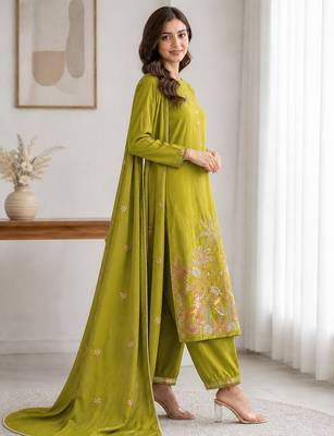 Women's olive green embroidered rayon kurta set 2