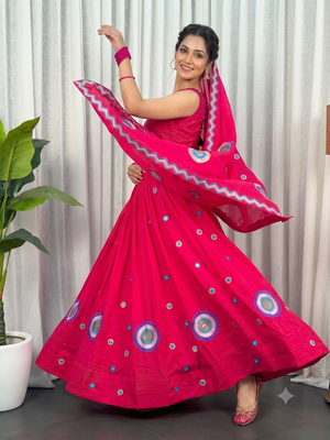 Rani Pink silk blend Lehenga Choli with Circular Embroidery & Scalloped Dupatta 2