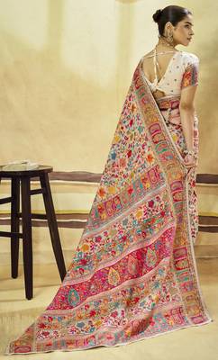 White hand woven  munga cotton blend saree with blouse 4