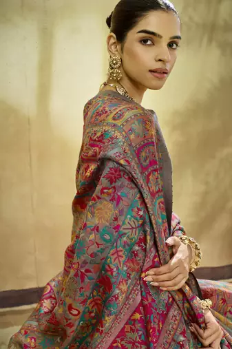 Grey hand woven  munga cotton blend saree with blouse