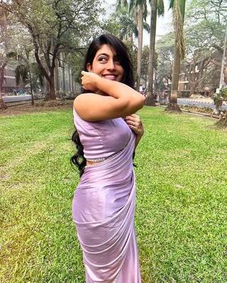 Lavender Color beutiful  handwork lace Silk Blend Saree 2