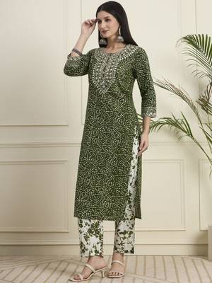 Bandhani Printed Regular Mirror Work  Cotton Kurta with Trouser 2