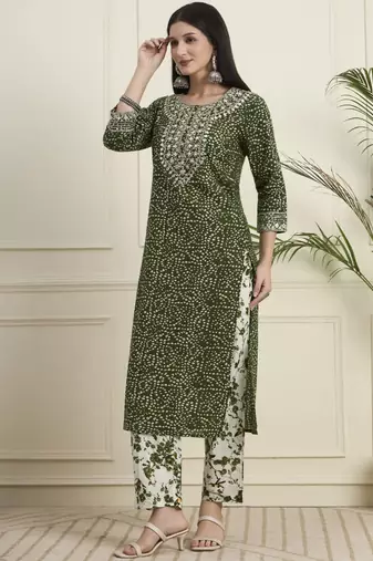Bandhani Printed Regular Mirror Work  Cotton Kurta with Trouser