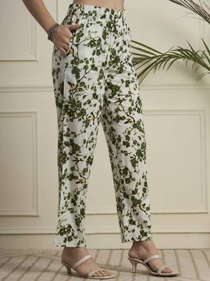 Bandhani Printed Regular Mirror Work  Cotton Kurta with Trouser 3