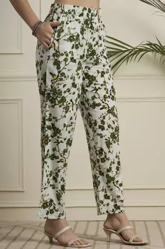 Bandhani Printed Regular Mirror Work  Cotton Kurta with Trouser