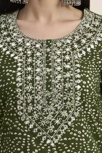 Bandhani Printed Regular Mirror Work  Cotton Kurta with Trouser