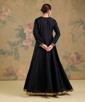 Black embroidered silk anarkali set 5