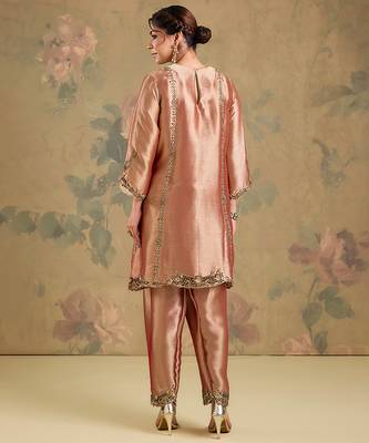 Metallic peach embroidered tissue kurta set 2