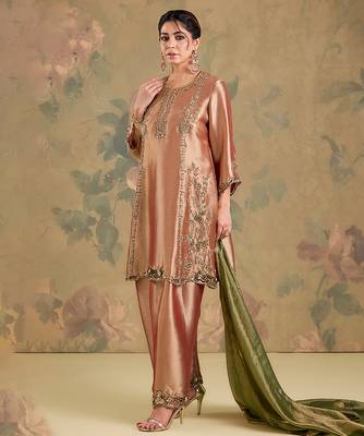 Metallic peach embroidered tissue kurta set 3