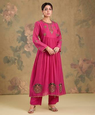 Magenta pink embroidered mul chanderi anarkali set 3