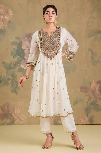 Ivory embroidered mul chanderi anarkali set