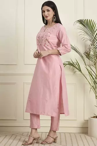 Women Ethnic Motifs Embroidered Regular Thread Work Kurta with Trouser