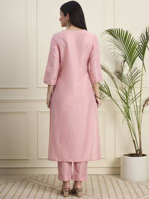 Women Ethnic Motifs Embroidered Regular Thread Work Kurta with Trouser 6