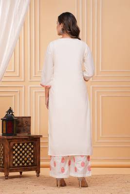 Floral Embroidered Thread Work Pure Cotton Kurta With Palazzos & Dupatta 4