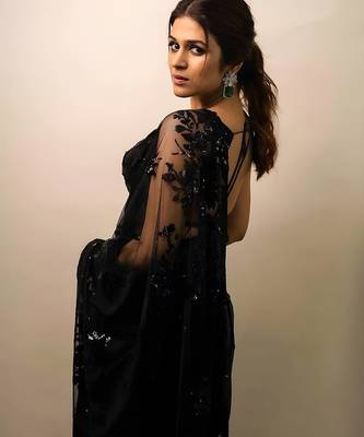 Black georgette saree with heavy multi-embroidery stitch work 4