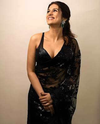 Black georgette saree with heavy multi-embroidery stitch work 5