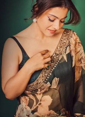 Green georgette digital print saree with embroidery cording & sequins lace 4