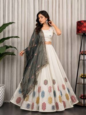 White Embroidery and sequins Aari mirror Silk Blend Lahenga Choli Set 4