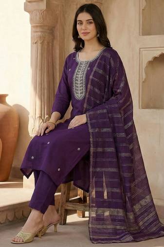 Women Ethnic Motifs Embroidered Regular Thread Work Kurta with Trousers & With Dupatta