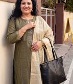 Women Ethnic Motifs Regular Thread Work Kurta with Trousers & With Dupatta