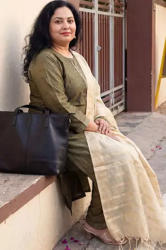 Women Ethnic Motifs Regular Thread Work Kurta with Trousers & With Dupatta