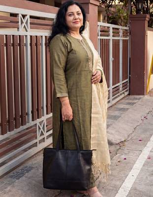 Women Ethnic Motifs Regular Thread Work Kurta with Trousers & With Dupatta 4