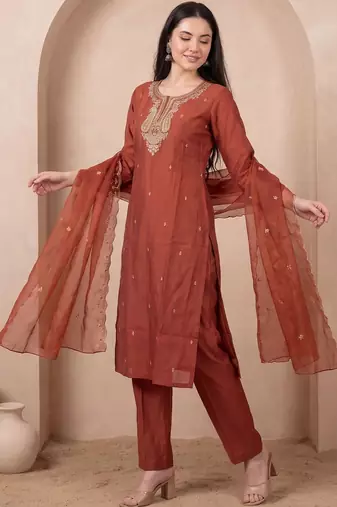 Women Ethnic Motifs Embroidered Regular Thread Work Kurta with Trousers & With Dupatta