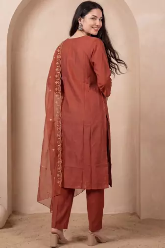 Women Ethnic Motifs Embroidered Regular Thread Work Kurta with Trousers & With Dupatta