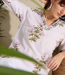 Women Floral Printed Pure Cotton A-Line Kurta with Trousers