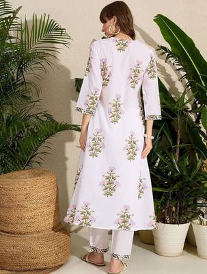 Women Floral Printed Pure Cotton A-Line Kurta with Trousers 5