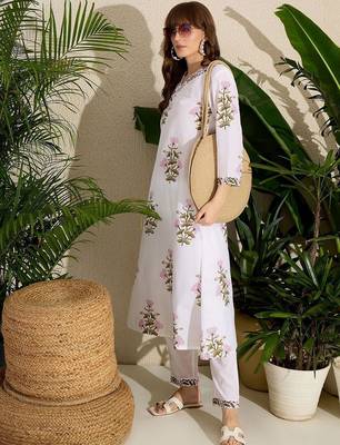 Women Floral Printed Pure Cotton A-Line Kurta with Trousers 1