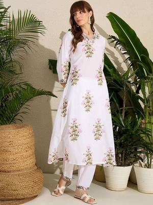 Women Floral Printed Pure Cotton A-Line Kurta with Trousers 6