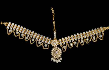 white color kundan & agate stone maang tikka | gold plated 2