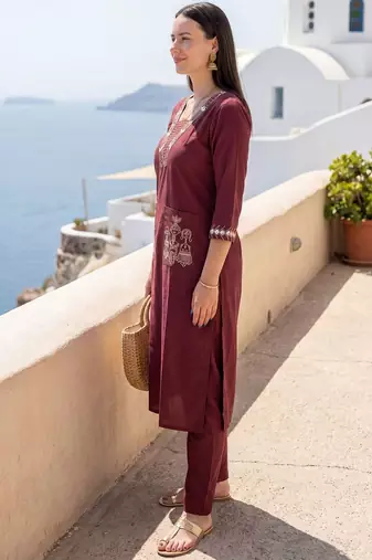 Women Ethnic Motifs Embroidered Regular Thread Work Pure Cotton Kurta with Trousers