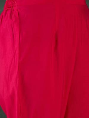 Women Floral Embroidered Kurta with Trousers 3