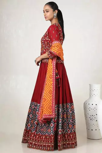 Red Navratri Dress Muslin Chaniya Choli