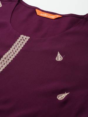 Ethnic Motifs Embroidered Sequinned Kurta with Trousers 2