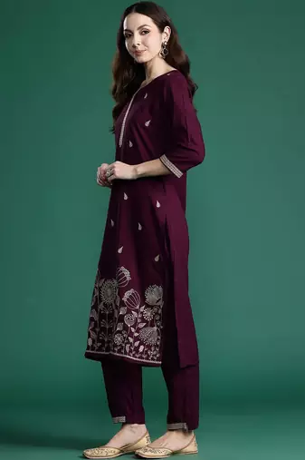 Ethnic Motifs Embroidered Sequinned Kurta with Trousers